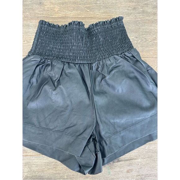 Pookie & Sebastian leather style shorts, size Small - Picture 1 of 8